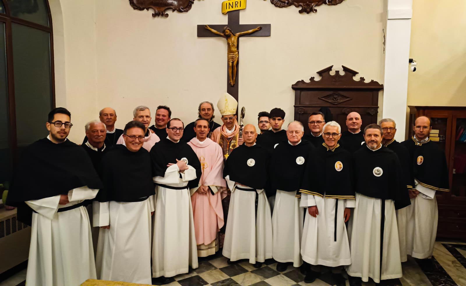 Foto Confraternita con il Cardinale