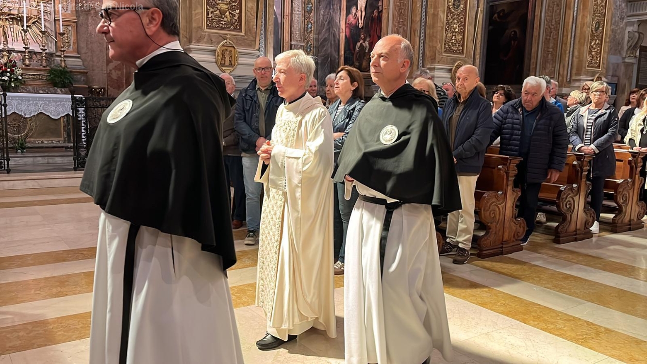 Padre Paolo Nicosanti celebrante padre Spirituale della Confraternita